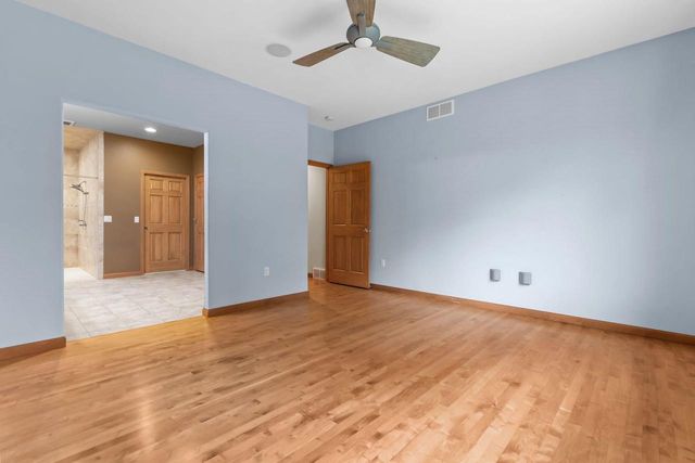 111 REGENT PLACE, Neenah, WI 54956