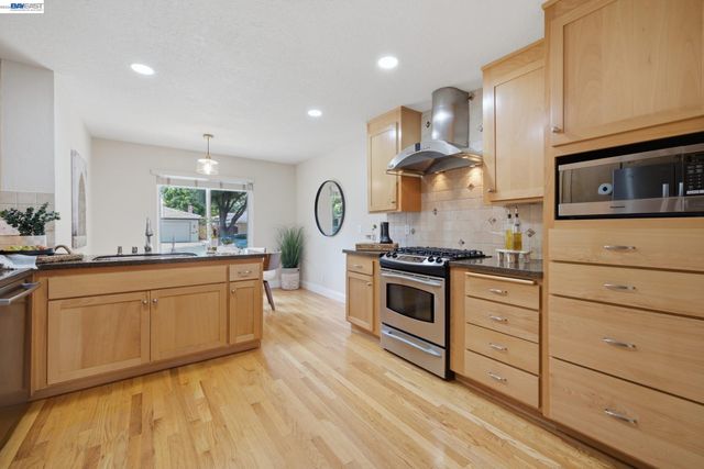 2452 Crestline, Pleasanton, CA 94566