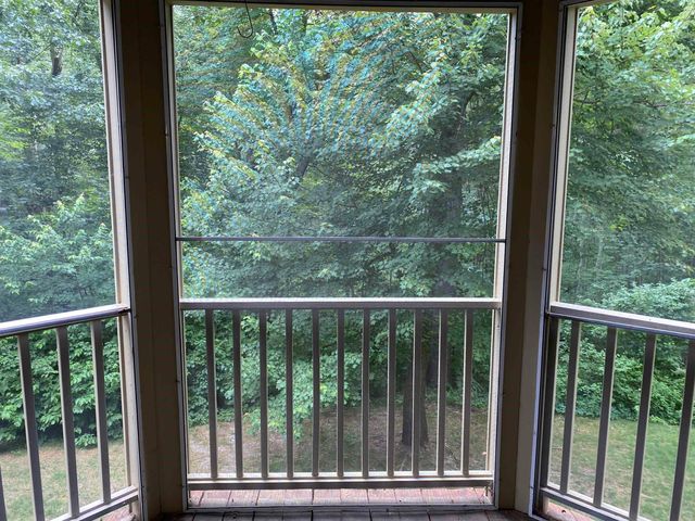 3 Bartemus Trl Apt 203, Nashua, NH 06063