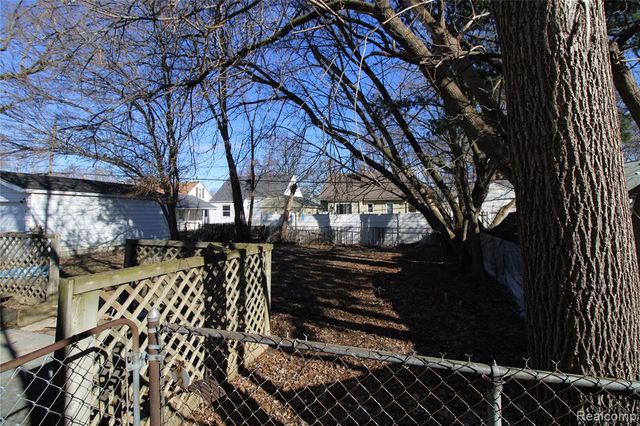 730 Alvord Avenue, Flint, MI 48507