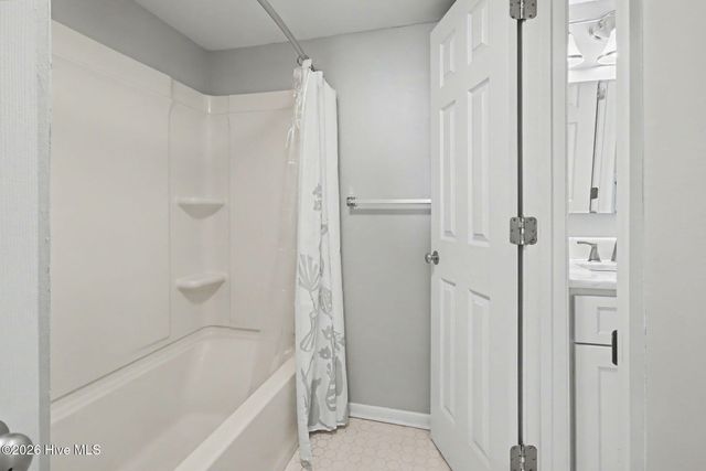 918 N New River Drive 532, Holly Ridge, NC 28445