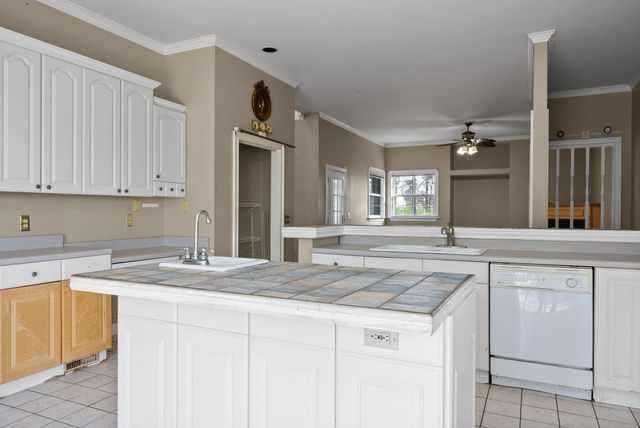1041 Flintlock Ct, Nashville, TN 37217