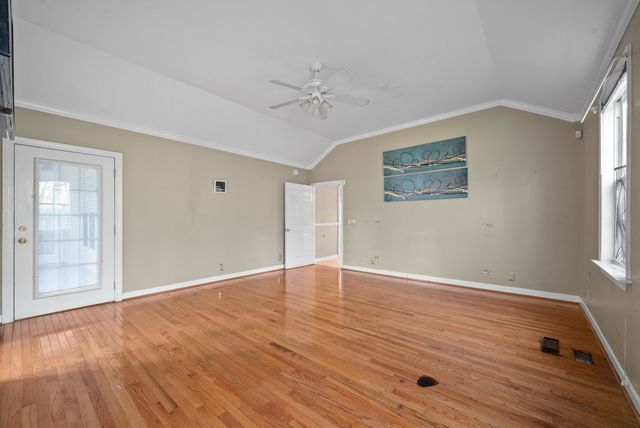 1041 Flintlock Ct, Nashville, TN 37217