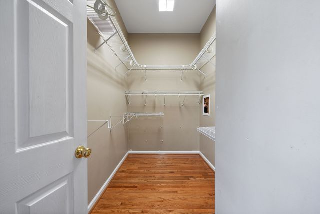 1041 Flintlock Ct, Nashville, TN 37217