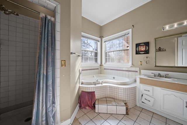 1041 Flintlock Ct, Nashville, TN 37217