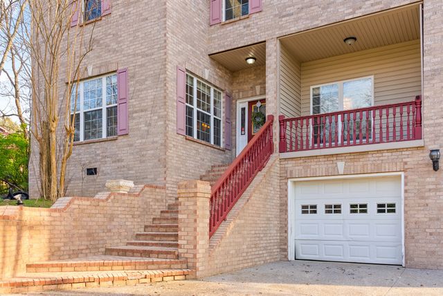 1041 Flintlock Ct, Nashville, TN 37217