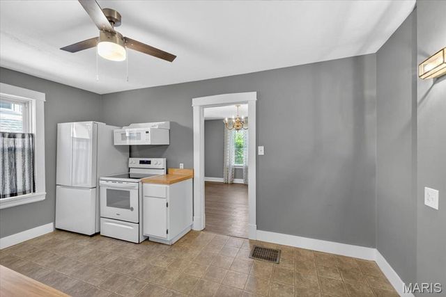 19 Hardith Hill Court, St Louis, MO 63119
