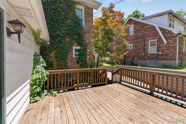 19 Hardith Hill Court, St Louis, MO 63119