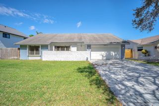 8411 SW 57th Street, Davie, FL 33328