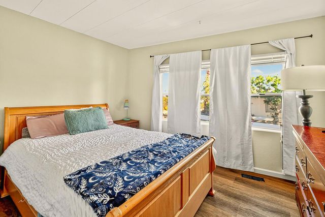 33 Diamond E Drive, Palm Desert, CA 92260