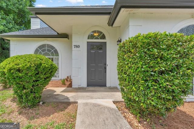 780 Bristol Way, Lithonia, GA 30058