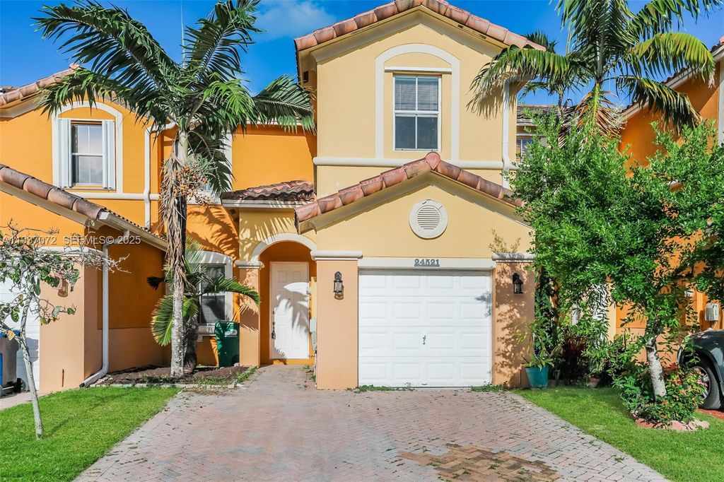24521 SW 110th Ave, Homestead, FL 33032