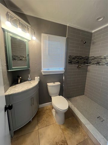 5712 Whittlesey Road, Fort Worth, TX 76119