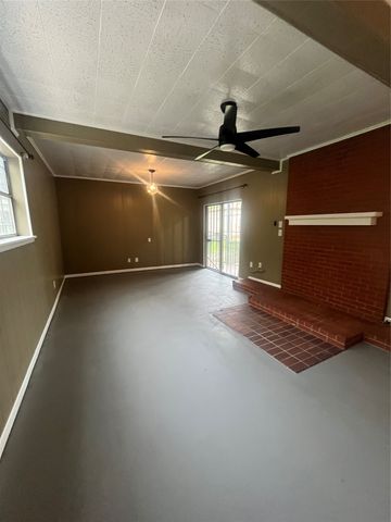 5712 Whittlesey Road, Fort Worth, TX 76119