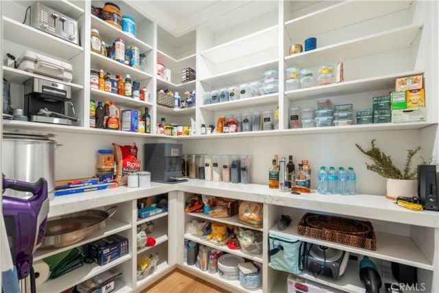 23670 Shirwaun, Apple Valley, CA 92307