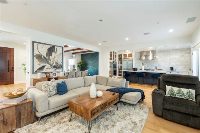 23670 Shirwaun, Apple Valley, CA 92307