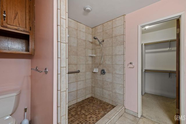 2065 Jenkins Road, Bakersfield, CA 93314