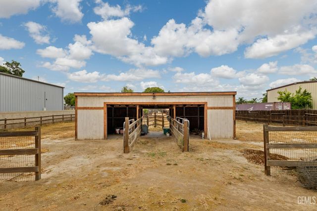 2065 Jenkins Road, Bakersfield, CA 93314