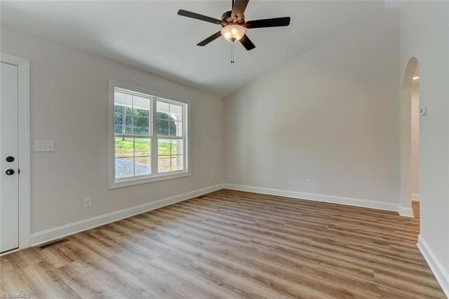 156 Lee Road, Reidsville, NC 27320