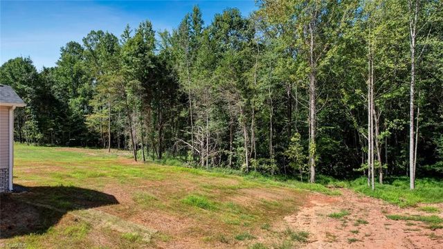 156 Lee Road, Reidsville, NC 27320
