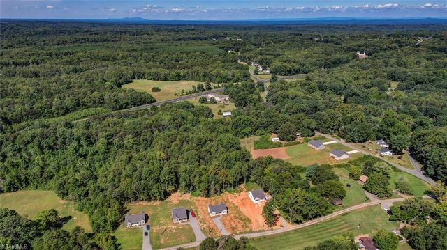 156 Lee Road, Reidsville, NC 27320