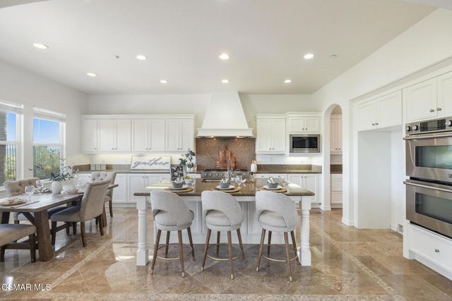 13290 Red Bird Court, Moorpark, CA 93021