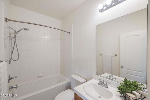 13290 Red Bird Court, Moorpark, CA 93021