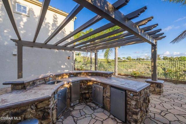 13290 Red Bird Court, Moorpark, CA 93021