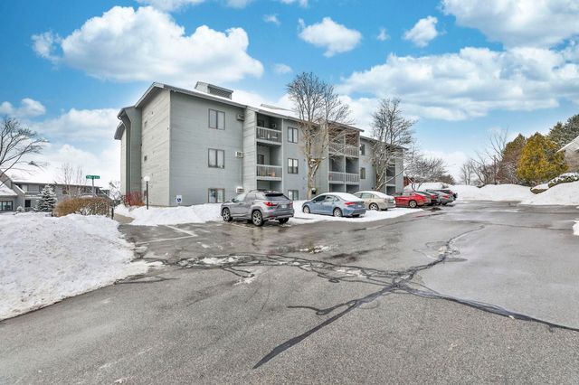 5 Tsienneto Rd Unit 194, Derry, NH 03038