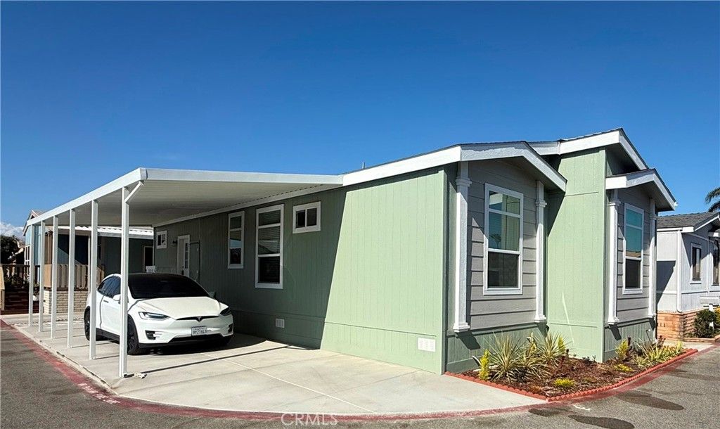6301 Warner Avenue 93, Huntington Beach, CA 92647 — photo 2