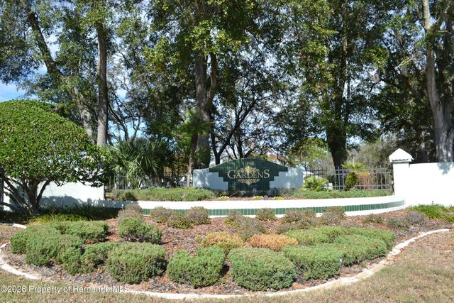 10416 Casa Grande Circle, Spring Hill, FL 34608