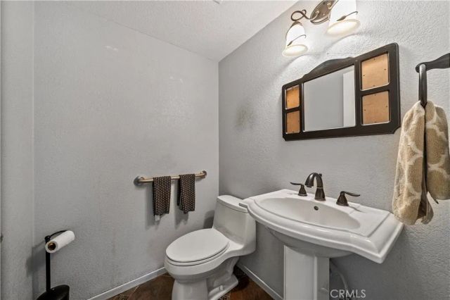 5086 Via Serena, Alta Loma, CA 91701