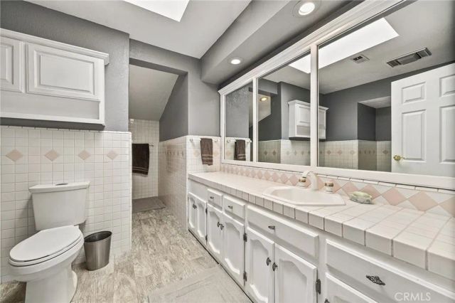5086 Via Serena, Alta Loma, CA 91701