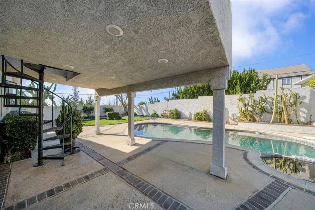 5086 Via Serena, Alta Loma, CA 91701