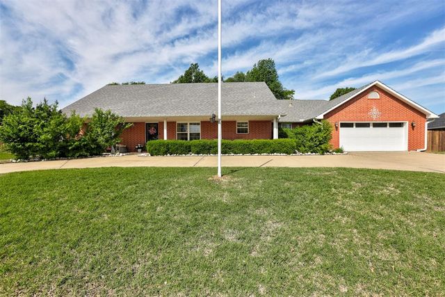 502 Pool Lane, Shawnee, OK 74801