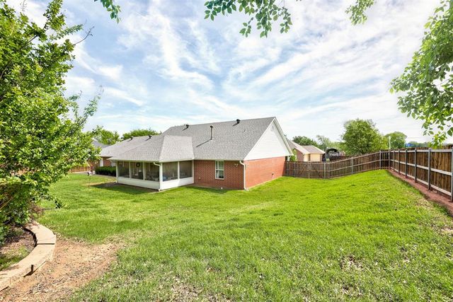 502 Pool Lane, Shawnee, OK 74801