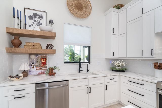 2440 CLIFF STREET, North Port, FL 34286