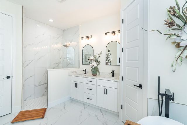 2440 CLIFF STREET, North Port, FL 34286