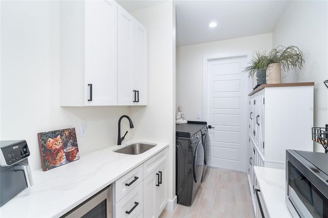 2440 CLIFF STREET, North Port, FL 34286