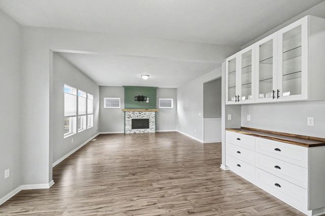 6677 Dutton Trail Drive SE, Caledonia, MI 49316