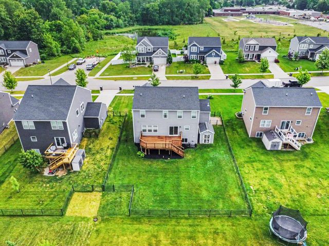 6677 Dutton Trail Drive SE, Caledonia, MI 49316