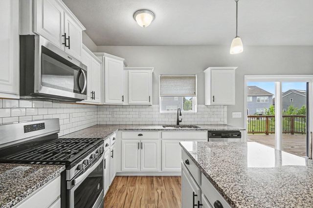 6677 Dutton Trail Drive SE, Caledonia, MI 49316