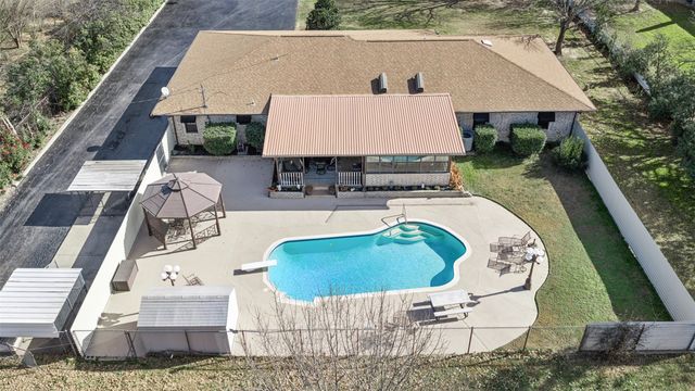 4914 Nancy Lane, Mansfield, TX 76063