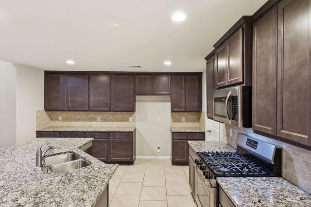 22014 Pheasant Bend Lane, Porter, TX 77365