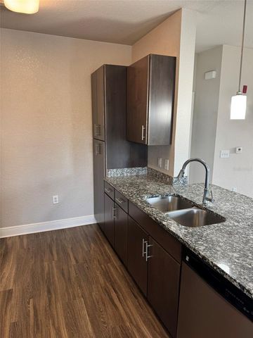 2420 ANN ROU ROAD 201, Tavares, FL 32778