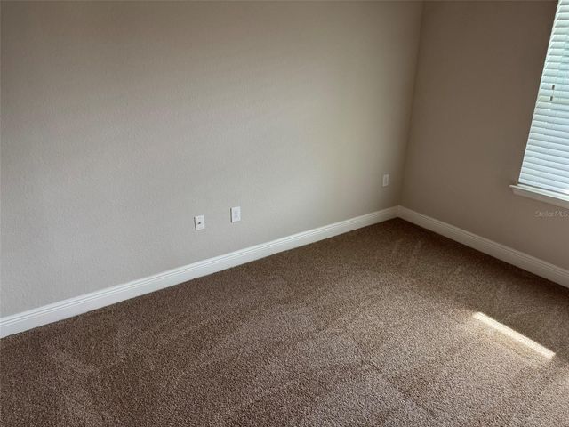 2420 ANN ROU ROAD 201, Tavares, FL 32778