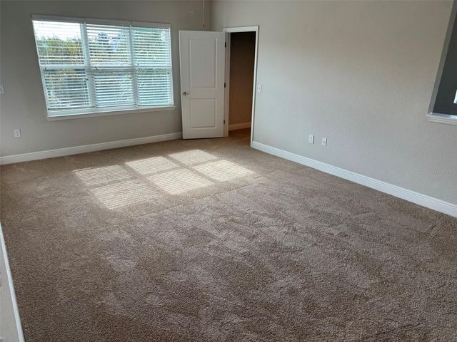 2420 ANN ROU ROAD 201, Tavares, FL 32778
