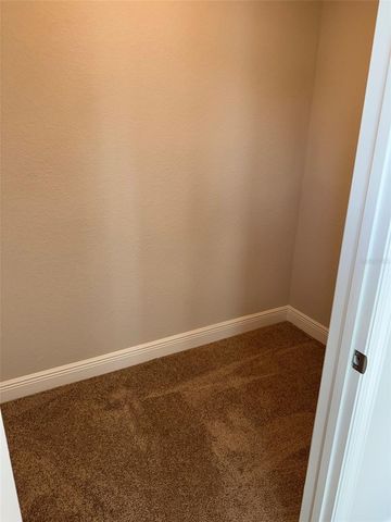2420 ANN ROU ROAD 201, Tavares, FL 32778