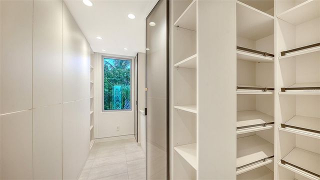 6603 GULFSIDE ROAD, Longboat Key, FL 34228