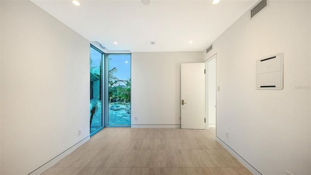 6603 GULFSIDE ROAD, Longboat Key, FL 34228
